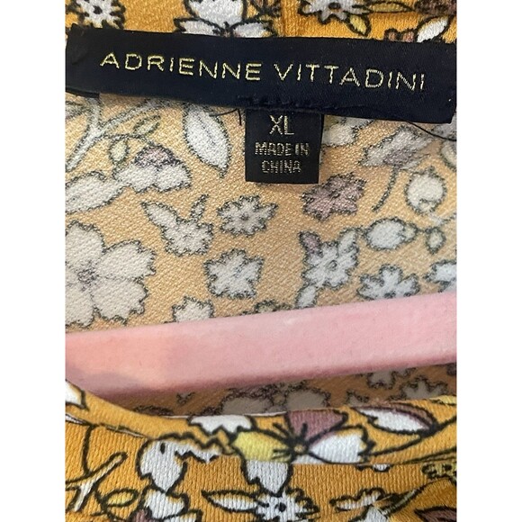 Adrianne Vittadini Floral Sleeveless Blouse with Keyhole Neckline - Picture 6 of 10